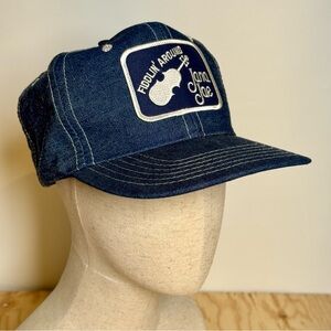 Vɪɴᴛᴀɢᴇ Eᴀʀʟʏ 90’s Dᴇɴɪᴍ Sɴᴀᴘʙᴀᴄᴋ Cᴀᴘ ᴡɪᴛʜ Eᴍʙʀᴏɪᴅᴇʀᴇᴅ Jᴀɴᴀ Jᴀᴇ Pᴀᴛᴄʜ